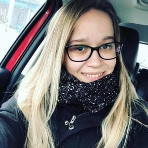 Meet your Posher, Whitney